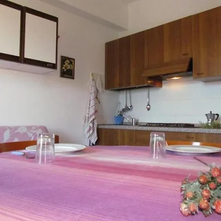 Cozy Apartment With Terrace In Excellent Location *