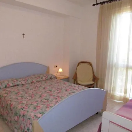 アパート Cozy Apartment With Terrace In Excellent Location